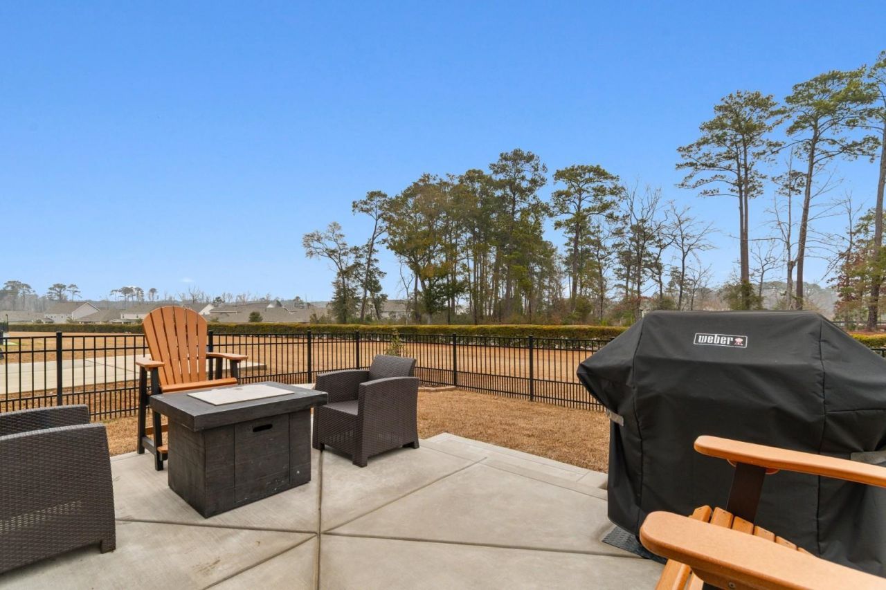 1812 Melville Ct. Photo 25