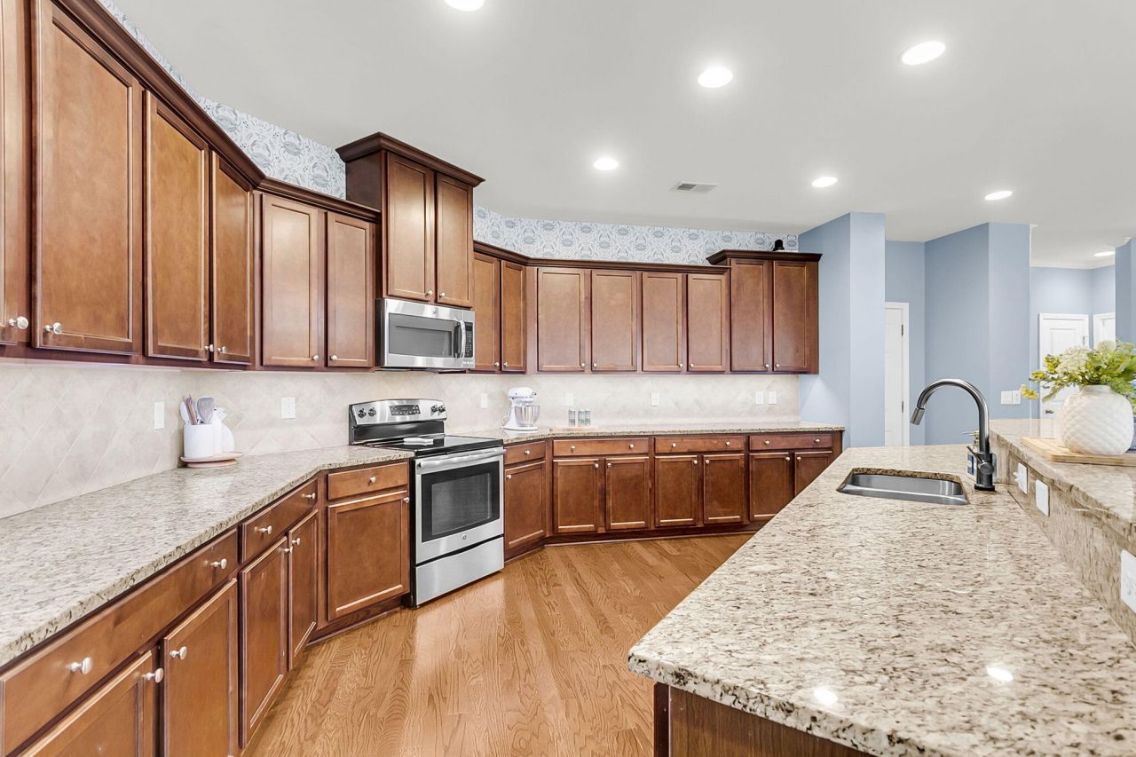 405 Bear Tree Court Photo 15