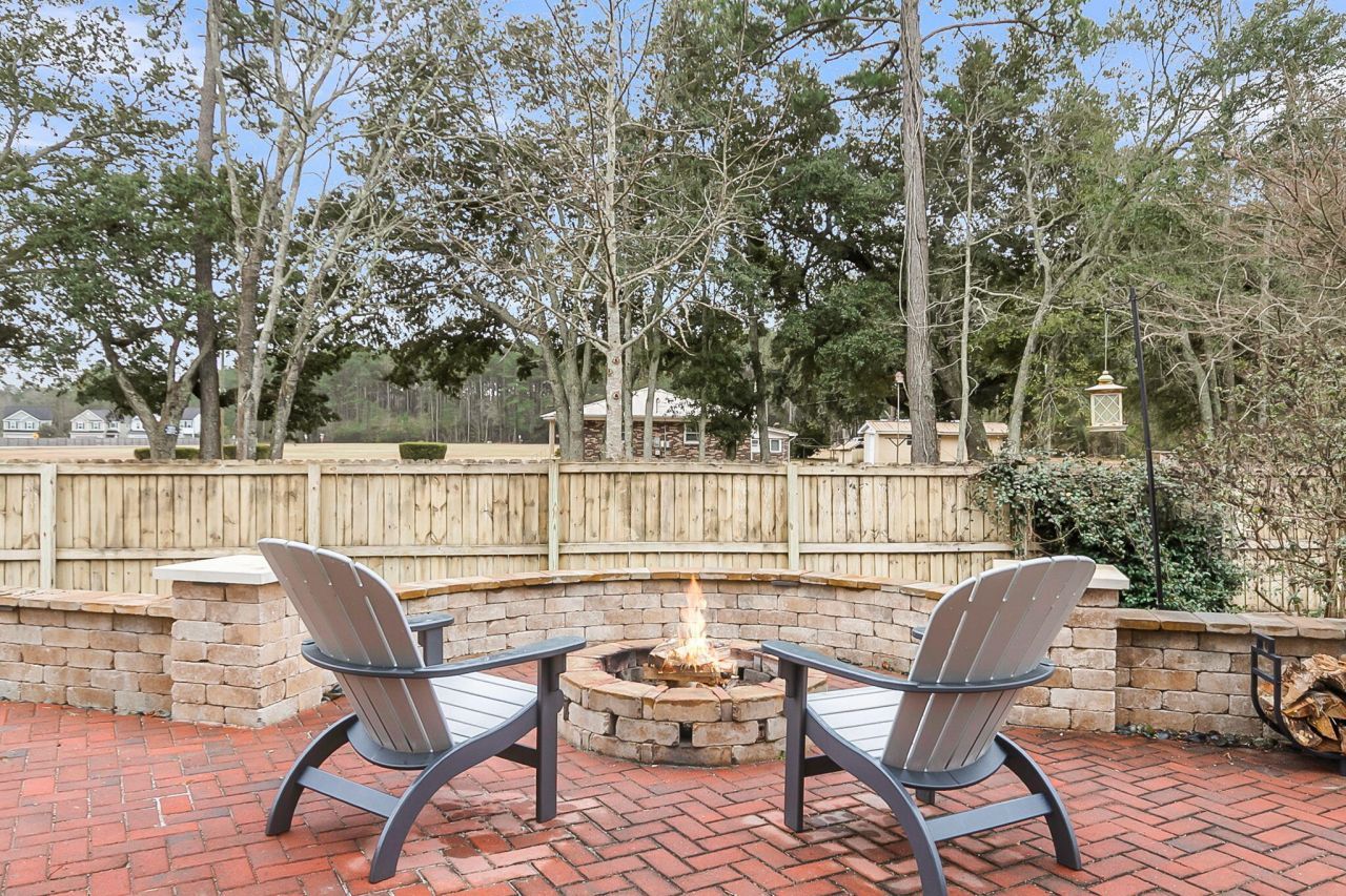 405 Bear Tree Court Photo 16