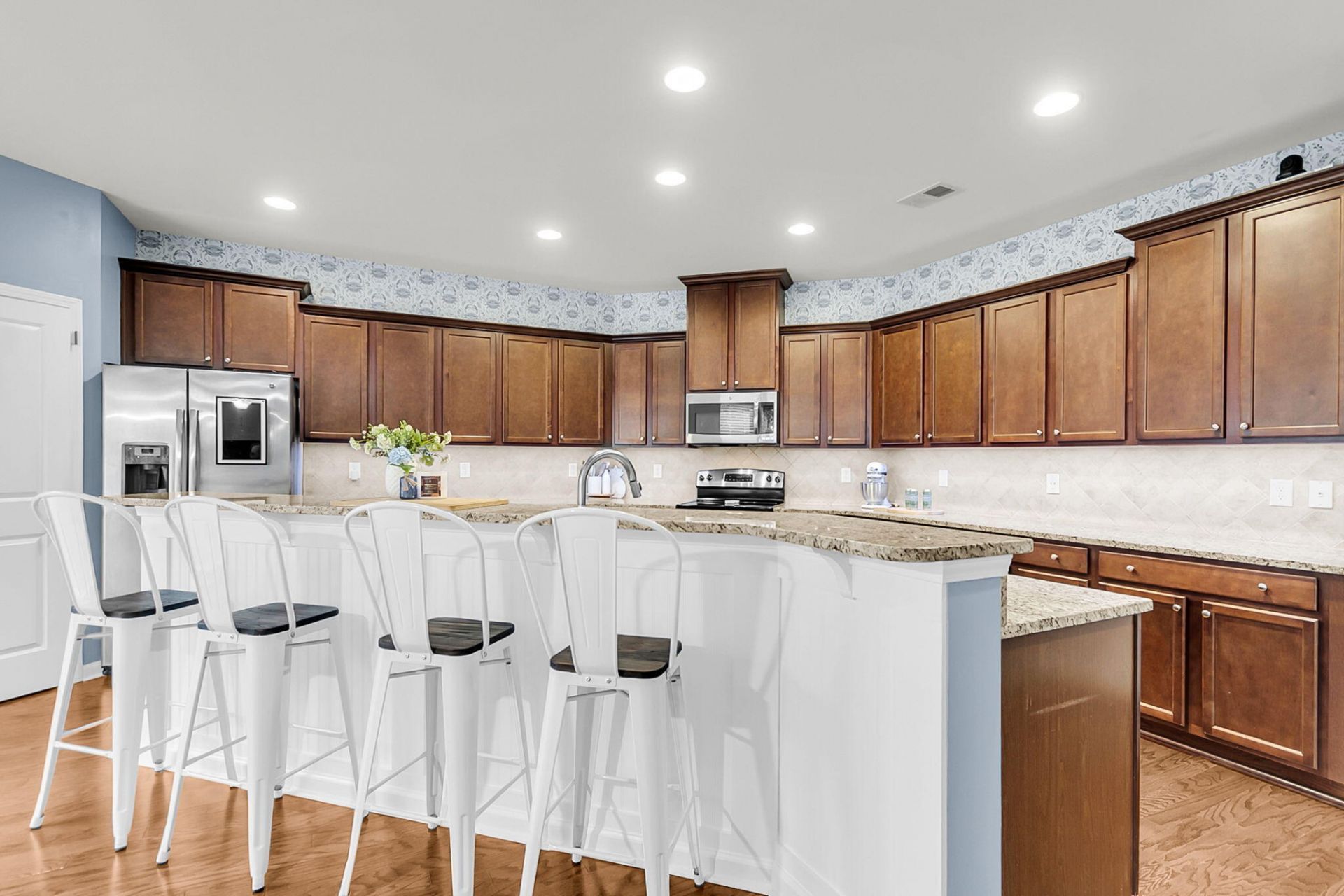 405 Bear Tree Court Photo 32