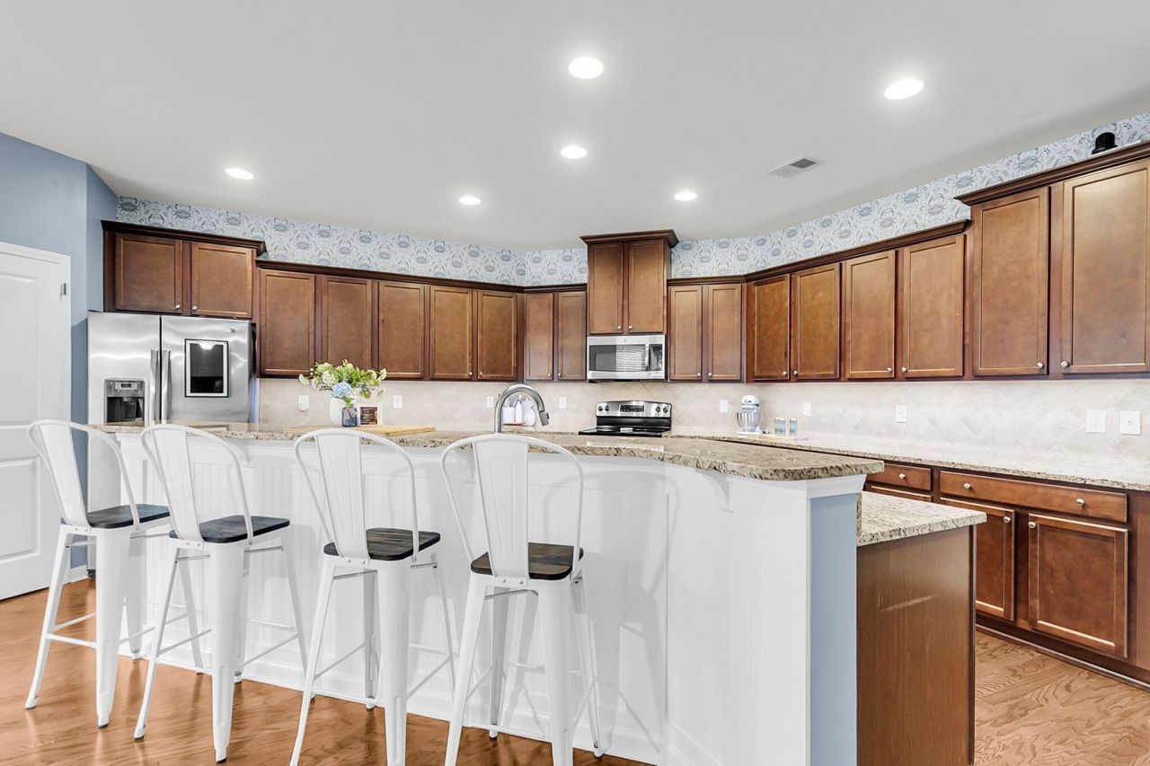 405 Bear Tree Court Photo 34