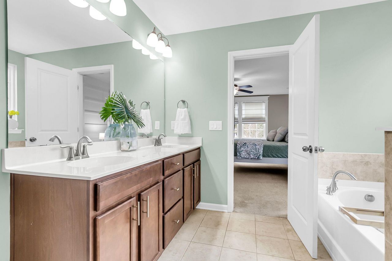 405 Bear Tree Court Photo 39