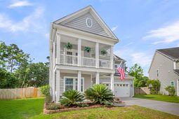405 Bear Tree Court photo 4