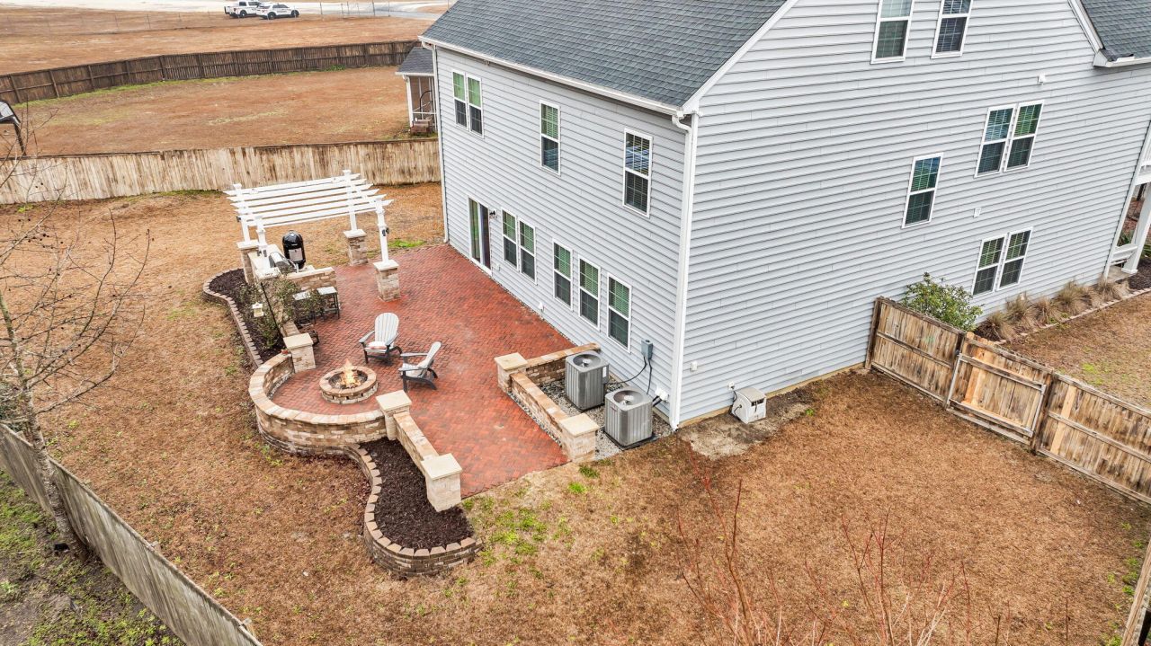 405 Bear Tree Court Photo 5