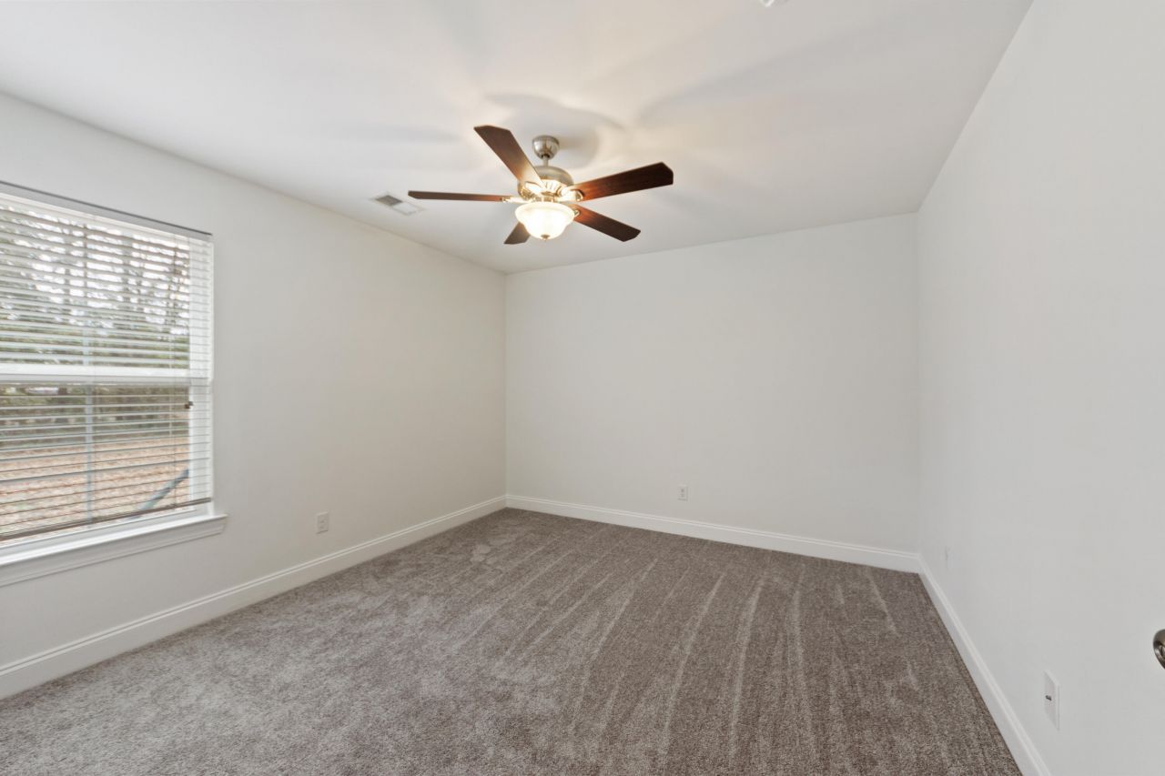 1530 Stanwick Drive Photo 14