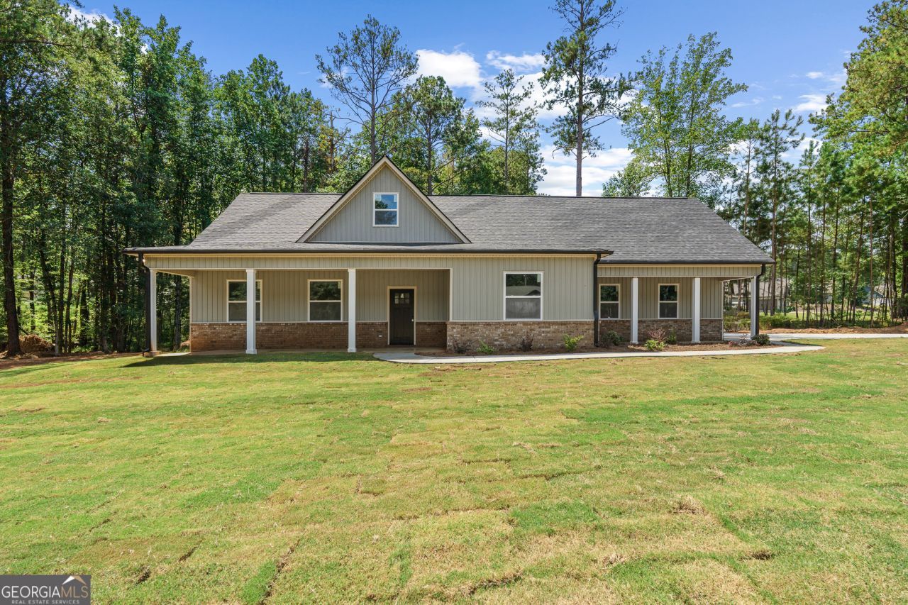 277 Cole Forest Boulevard, Barnesville, GA 30204 Main Photo