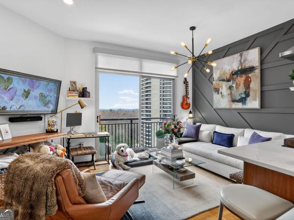 2626 Peachtree Road NW, Unit 1706, Atlanta, GA 30305