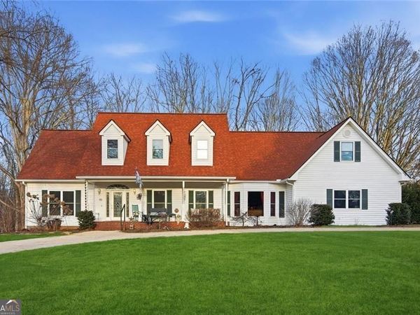 124 Golden Autumn Drive, Dahlonega, GA 30533