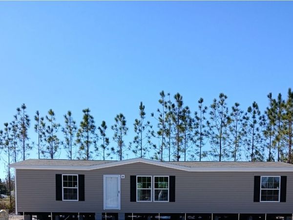 1375 Dogwood Lane, Folkston, GA 31537