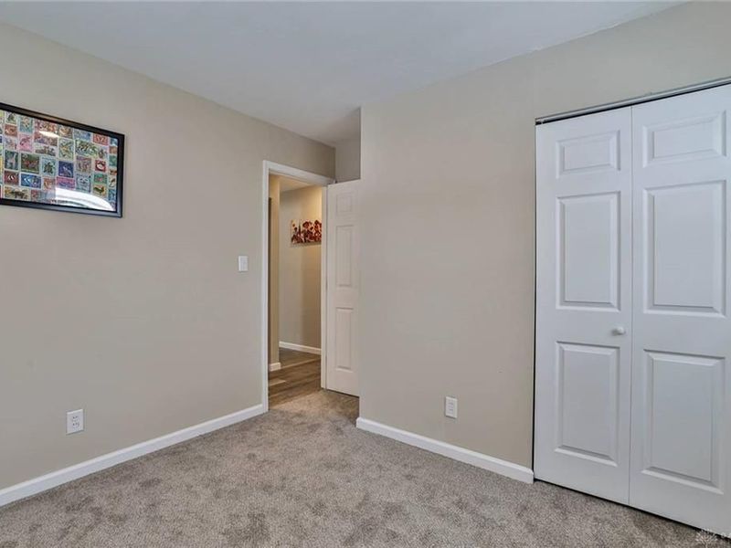 135 E Garland Avenue, Fairborn, OH 45324 Photo 18