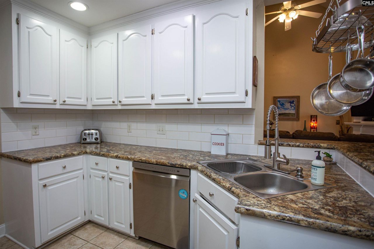 9 Bushnell Court Photo 10