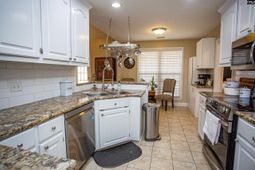 9 Bushnell Court photo 4