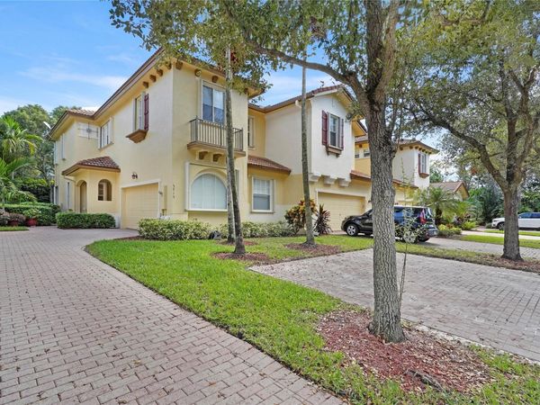 5715 NW 119th Terrace, Parkland, FL 33076