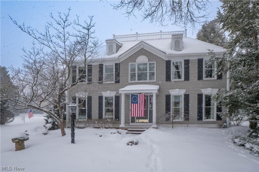 2466 Mohler Drive Nw, North Canton, OH 44720 Main Photo