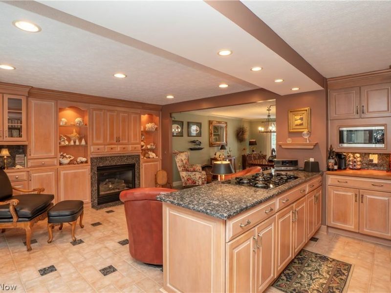 2466 Mohler Drive NW, North Canton, OH 44720 Photo 18