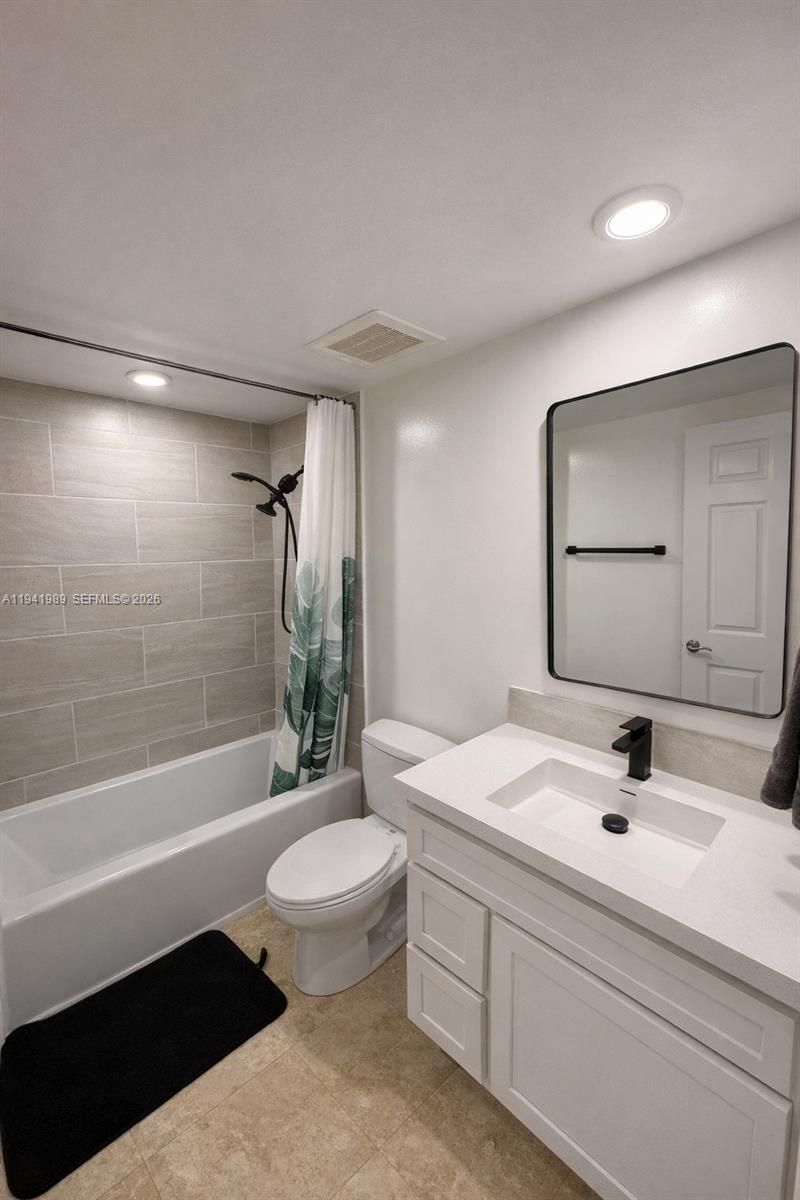 1755 E Hallandale Beach Blvd, Unit 708E, Hallandale Beach, FL 33009 Photo