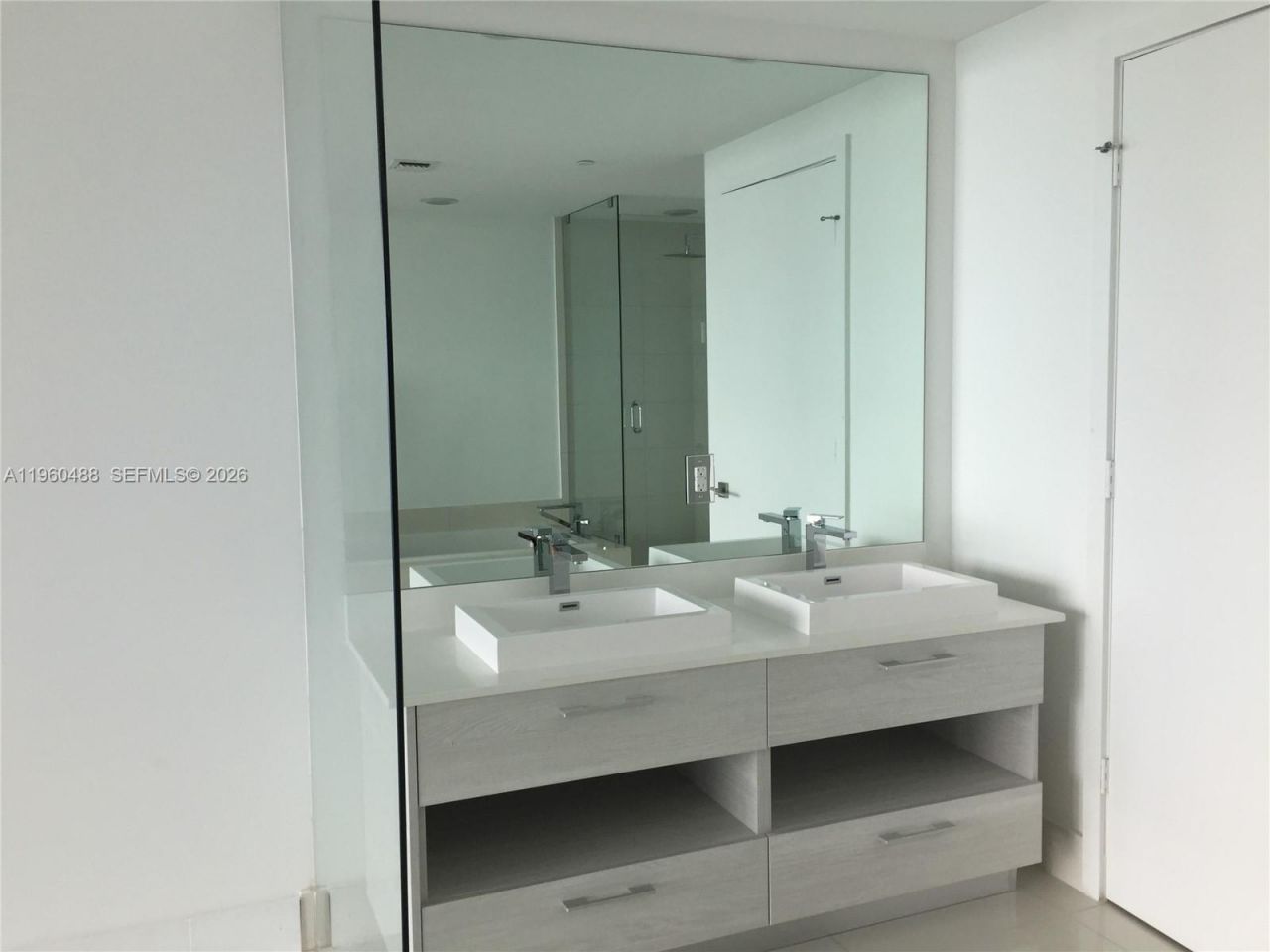 650 NE 32nd St, Unit 2303, Miami, FL 33137 Photo