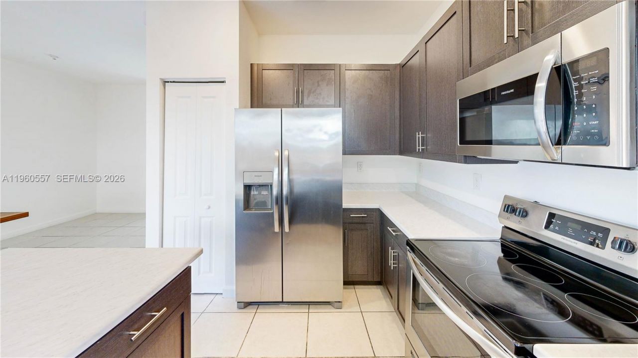 1867 SE 26th Ter, Homestead, FL 33035 Photo