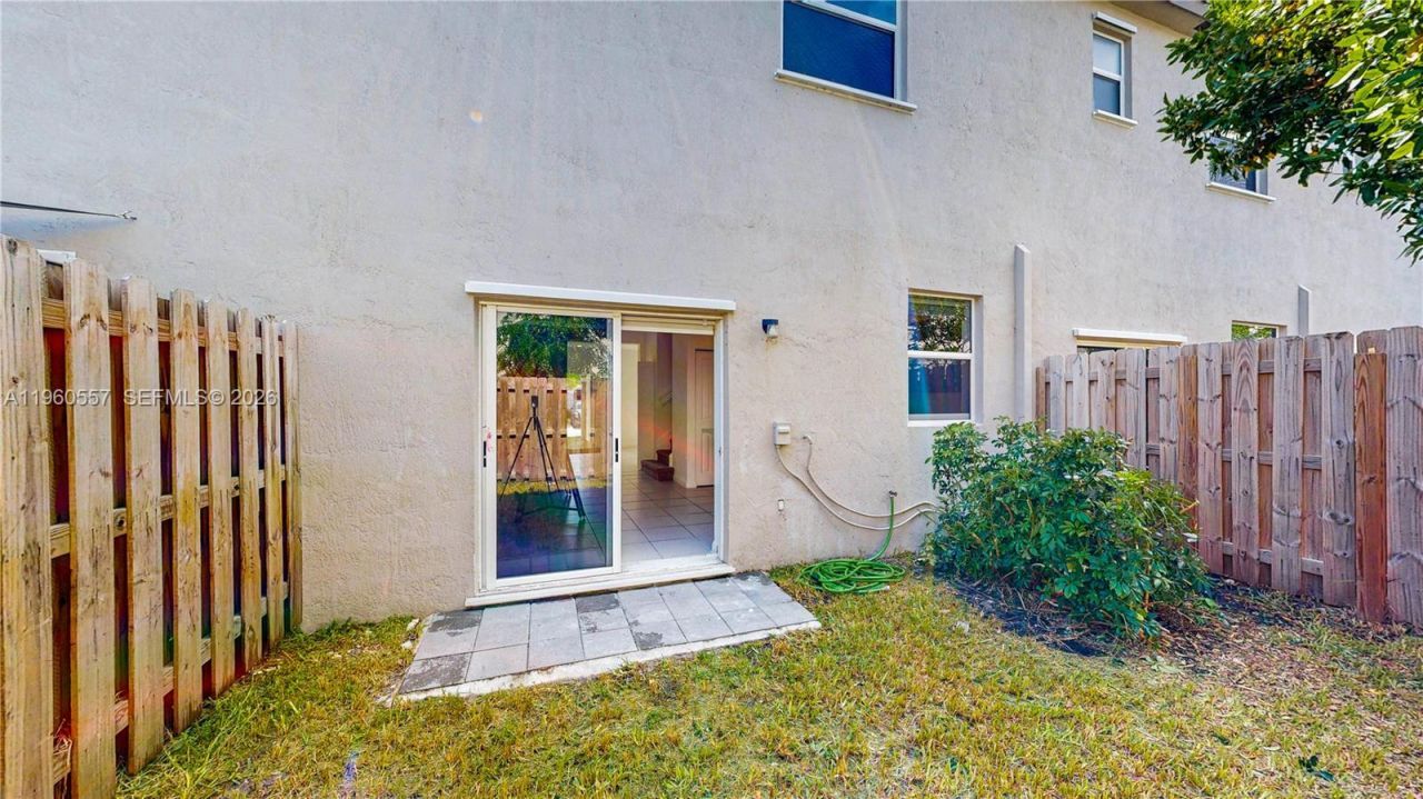 1867 SE 26th Ter, Homestead, FL 33035 Photo