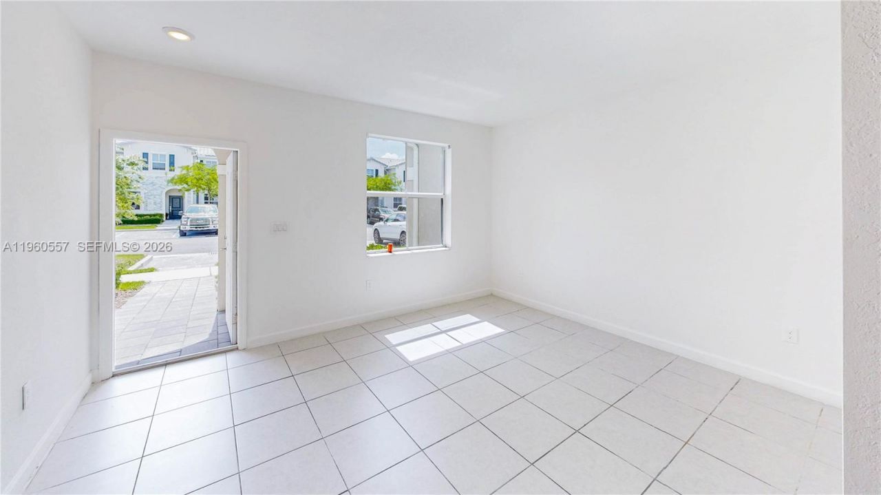 1867 SE 26th Ter, Homestead, FL 33035 Photo