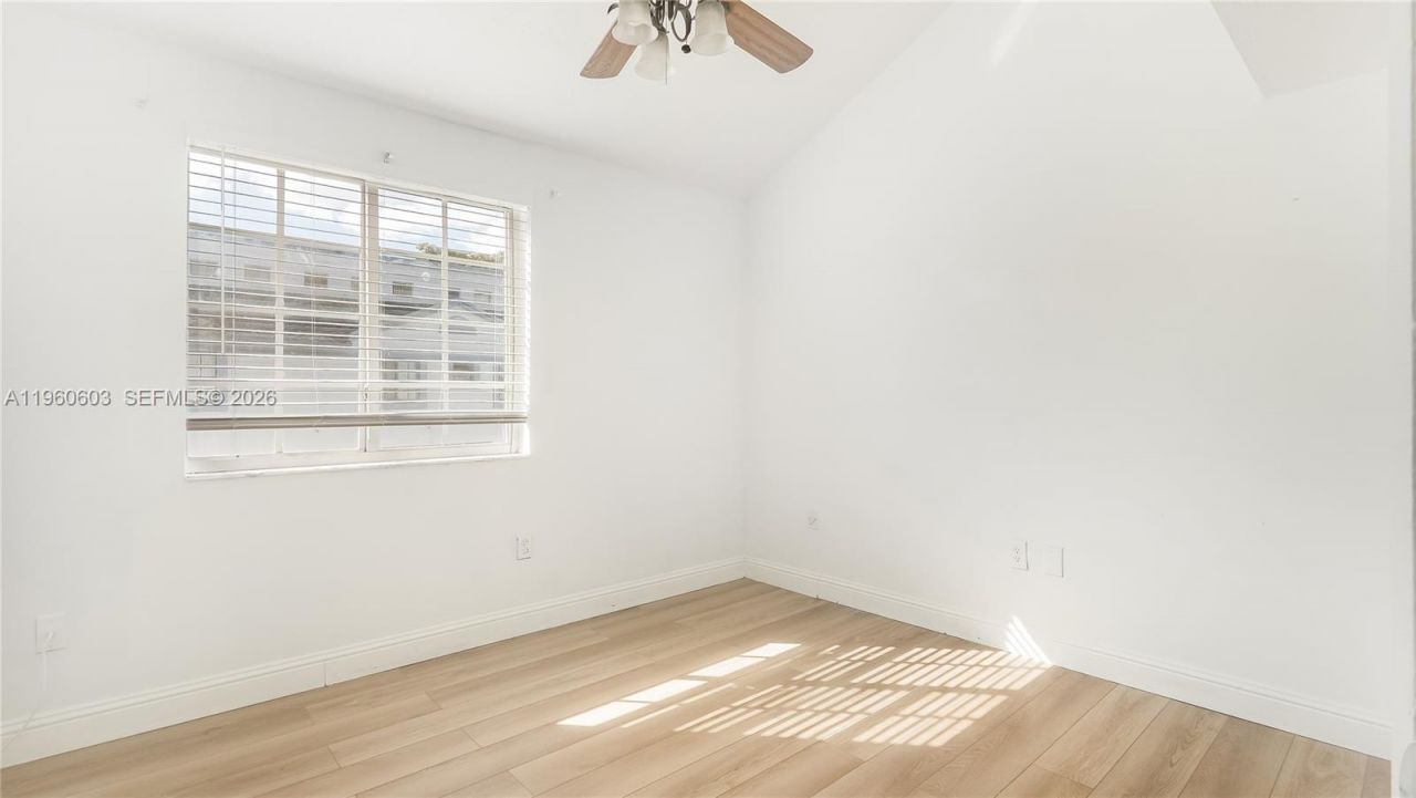 12065 SW 18th St, Unit 8-49, Miami, FL 33175 Photo