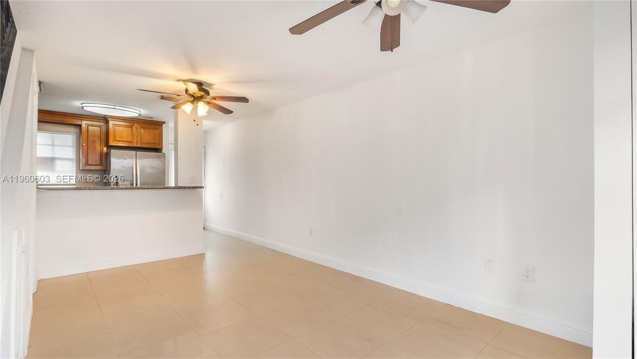 12065 SW 18th St, Unit 8-49, Miami, FL 33175 Photo