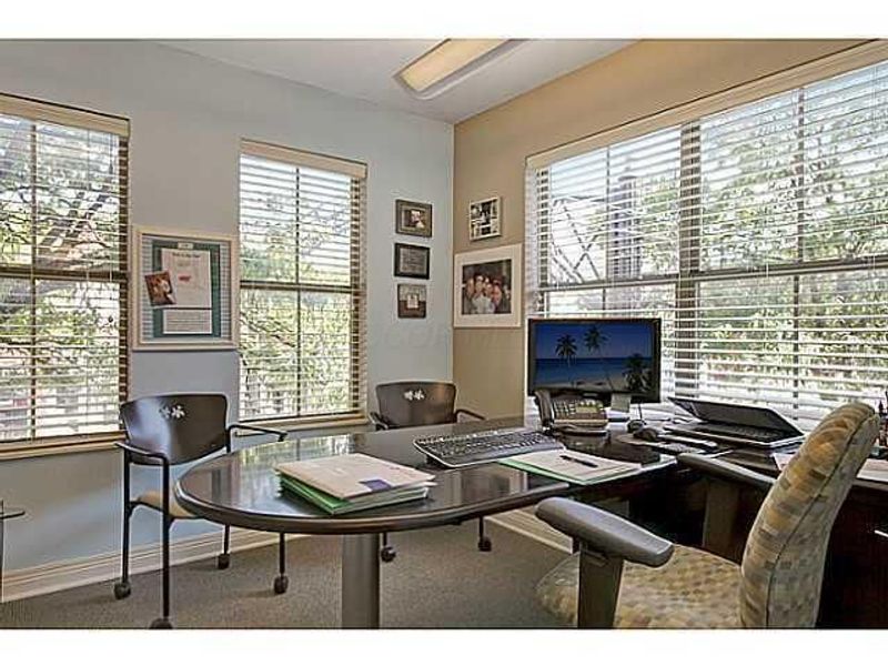 4 Victorian Gate Way, Columbus, OH 43215 Photo 3