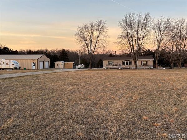 13449 Highway J, Conway, MO 65632