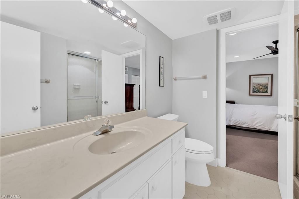 5960 Pelican Bay Blvd, Unit 333, Naples, FL 34108 Photo