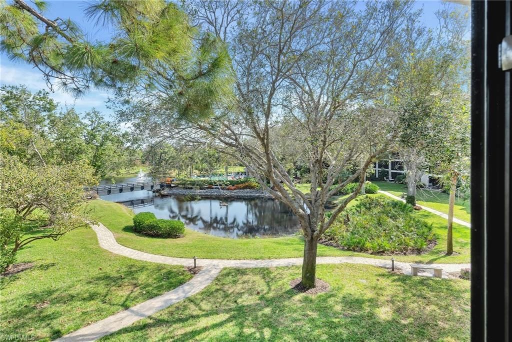 5960 Pelican Bay Blvd, Unit 333, Naples, FL 34108 Photo