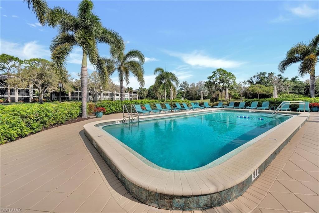 5960 Pelican Bay Blvd, Unit 333, Naples, FL 34108 Photo