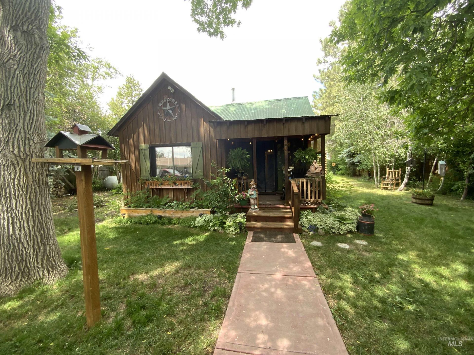205 W Alturas Ave, Fairfield, ID 83327 Main Photo