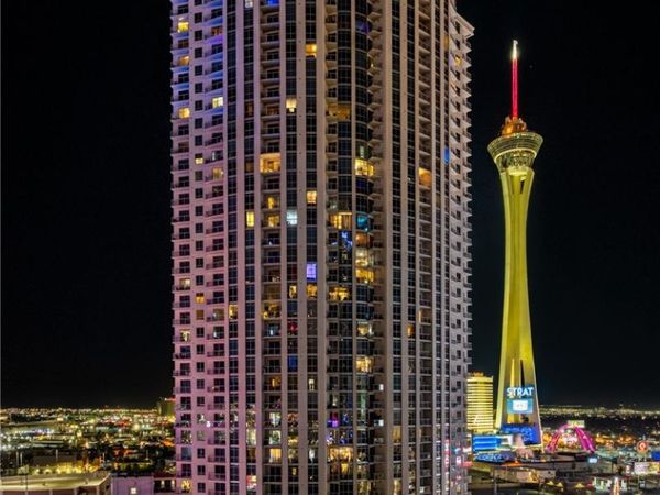 200 W Sahara Avenue, Unit 4004, Las Vegas, NV 89102