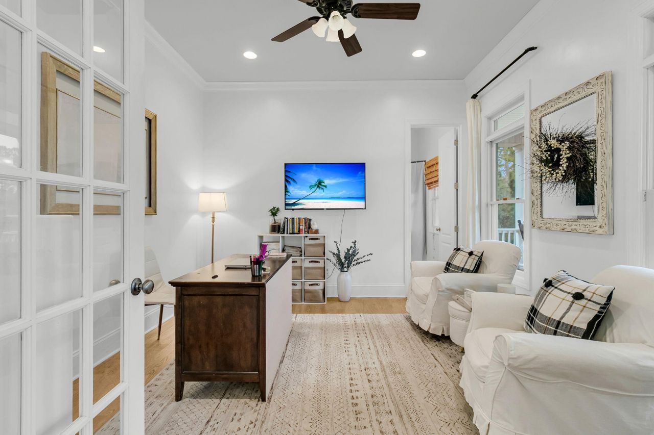 1924 Shields Lane Photo 9