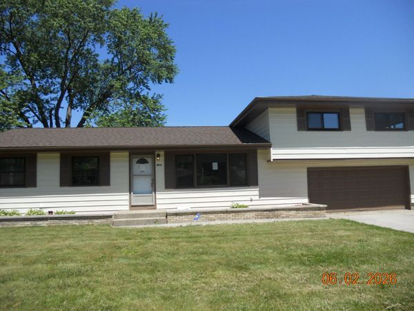 5834 Springfield Avenue, Portage, IN 46368
