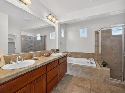 2439 Lincoln Airpark Dr, Lincoln, CA 95648 Photo