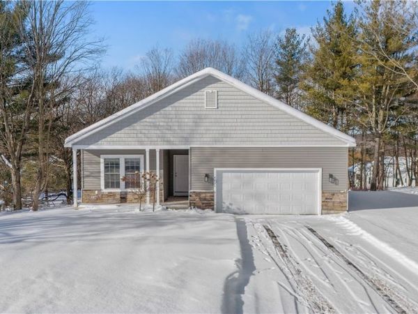 4631 Pauli Drive, Manlius, NY 13104