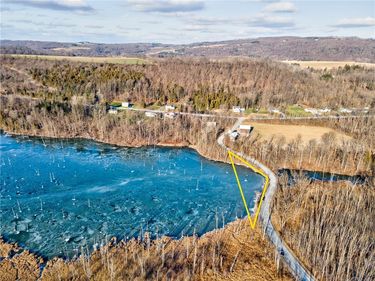 3250 Red Mill Road, Nedrow, NY 13120