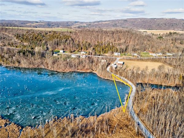 3250 Red Mill Road, Nedrow, NY 13120