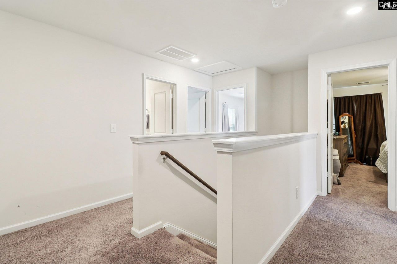 247 Chetsley Drive  Photo 7