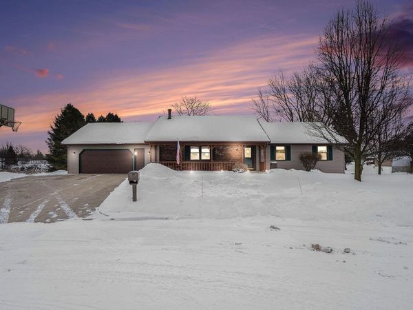 59690 Thornberry Court, South Bend, IN 46614