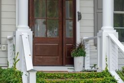 1524 Rivertowne Country Club Drive photo 4