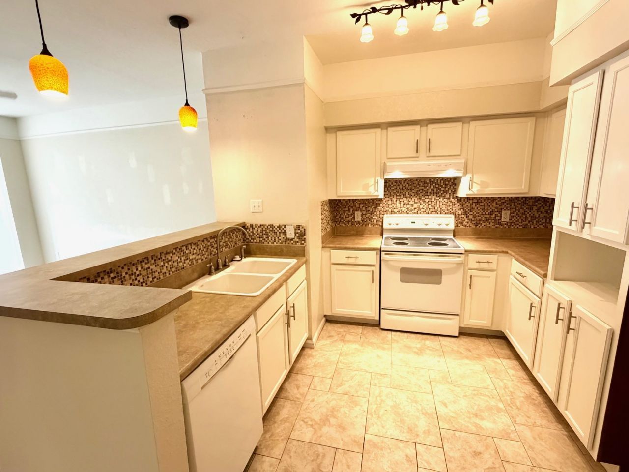 2801 Chancellorsville Drive, Unit 925, Tallahassee, FL 32312 Photo