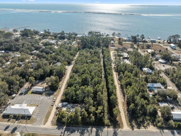 139 Iowa Street, Carrabelle, FL 32322