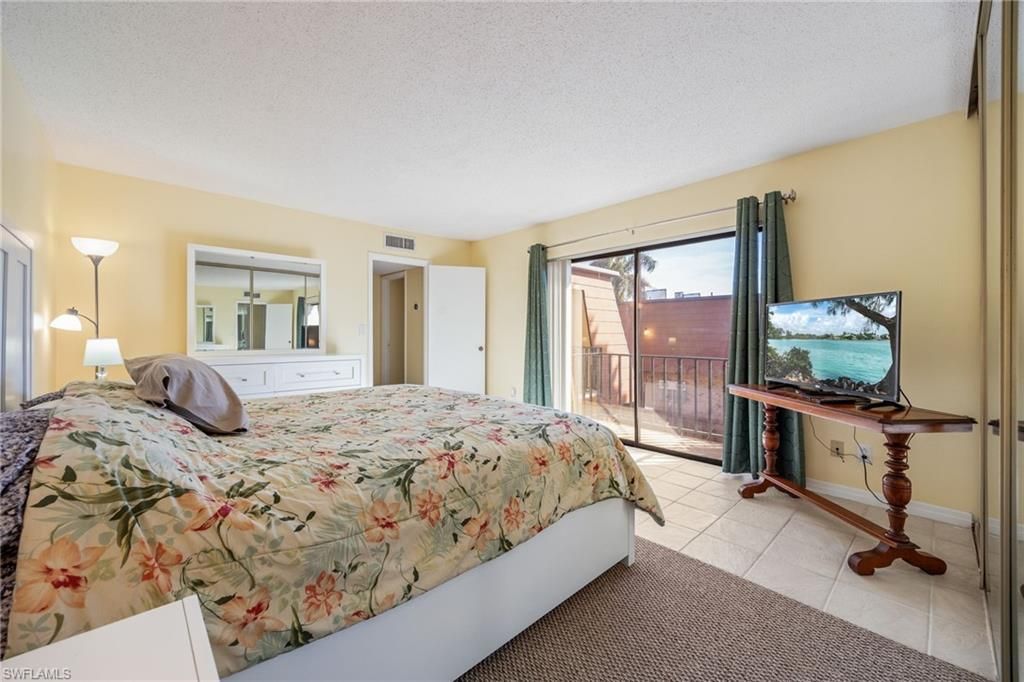 1550 Park Meadows Dr, Unit 2, Fort Myers, FL 33907 Photo
