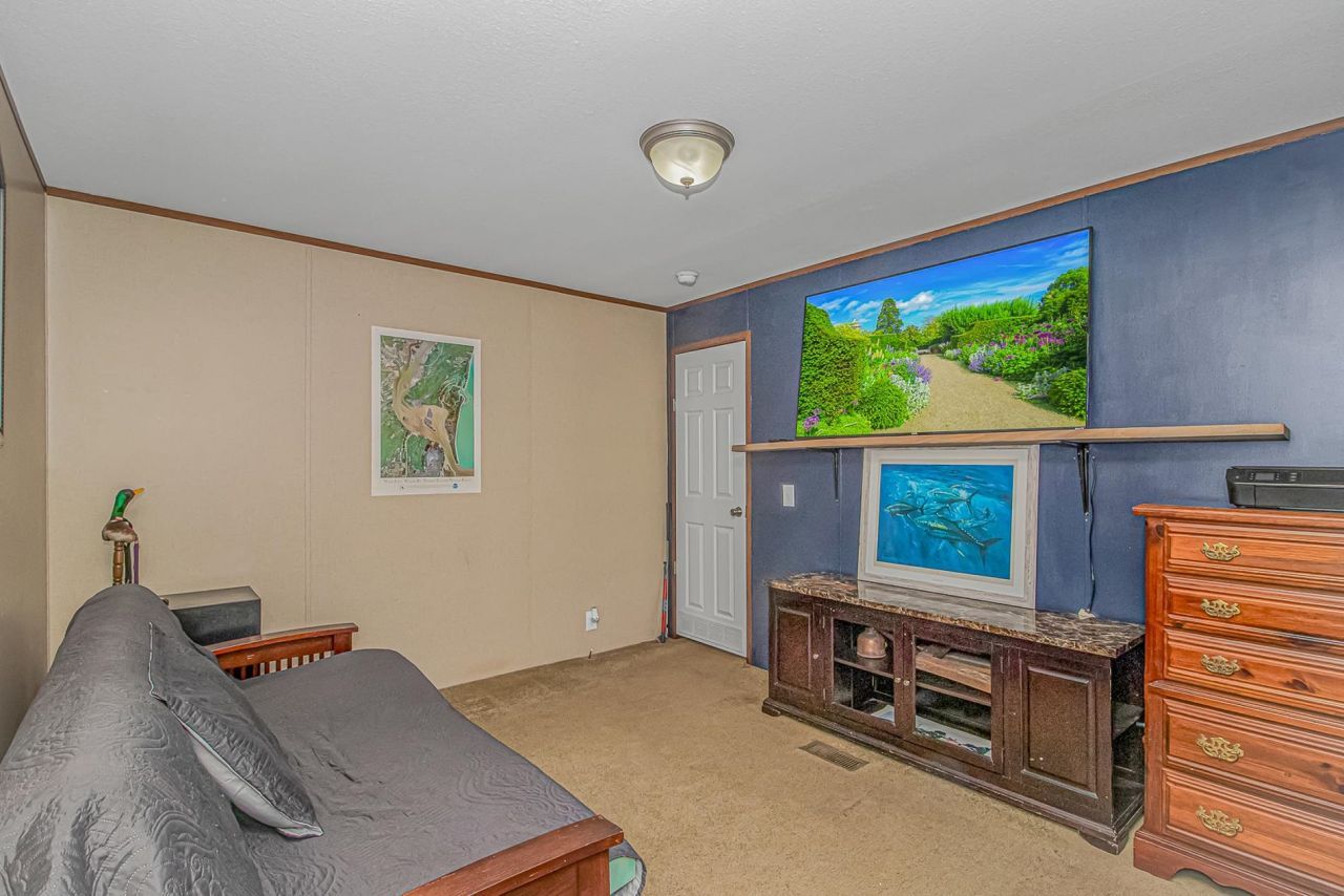 81 Silver Pond Ln Photo 19