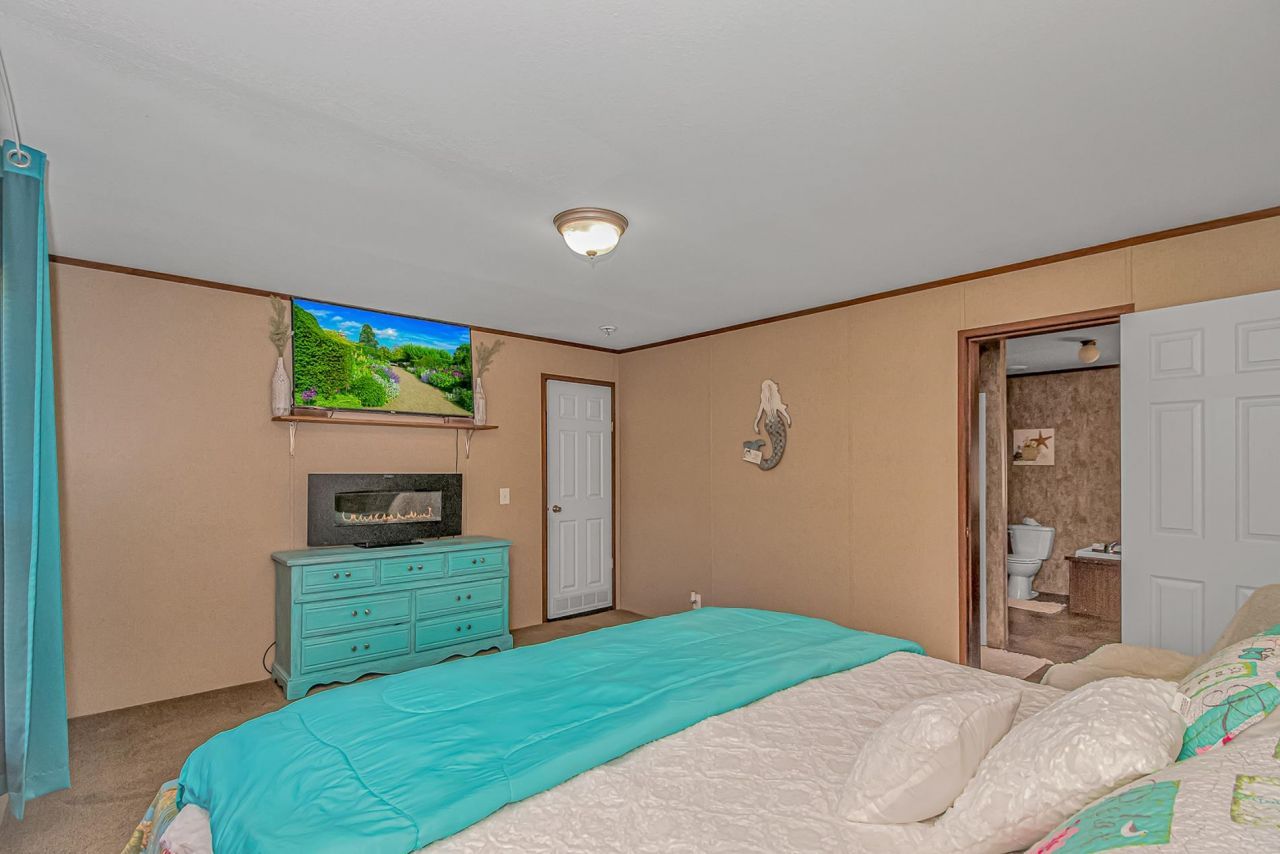 81 Silver Pond Ln Photo 21