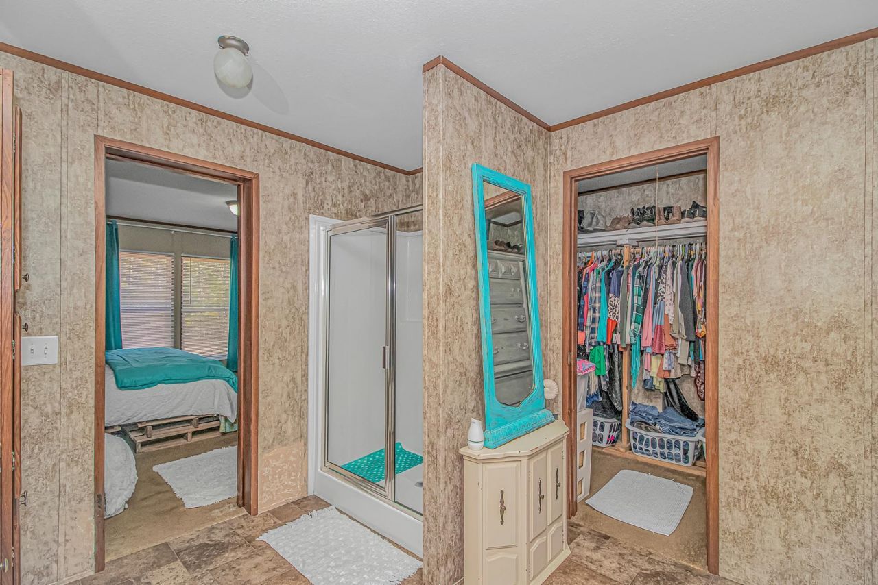 81 Silver Pond Ln Photo 23