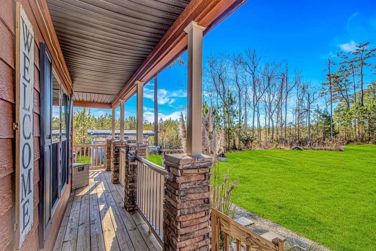 81 Silver Pond Ln Photo 5