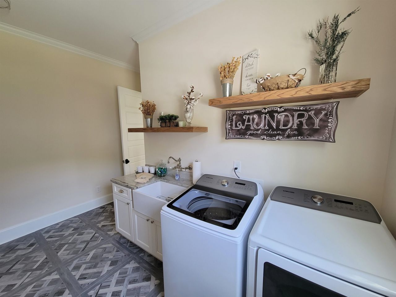 946 Fiddlehead Way Photo 15